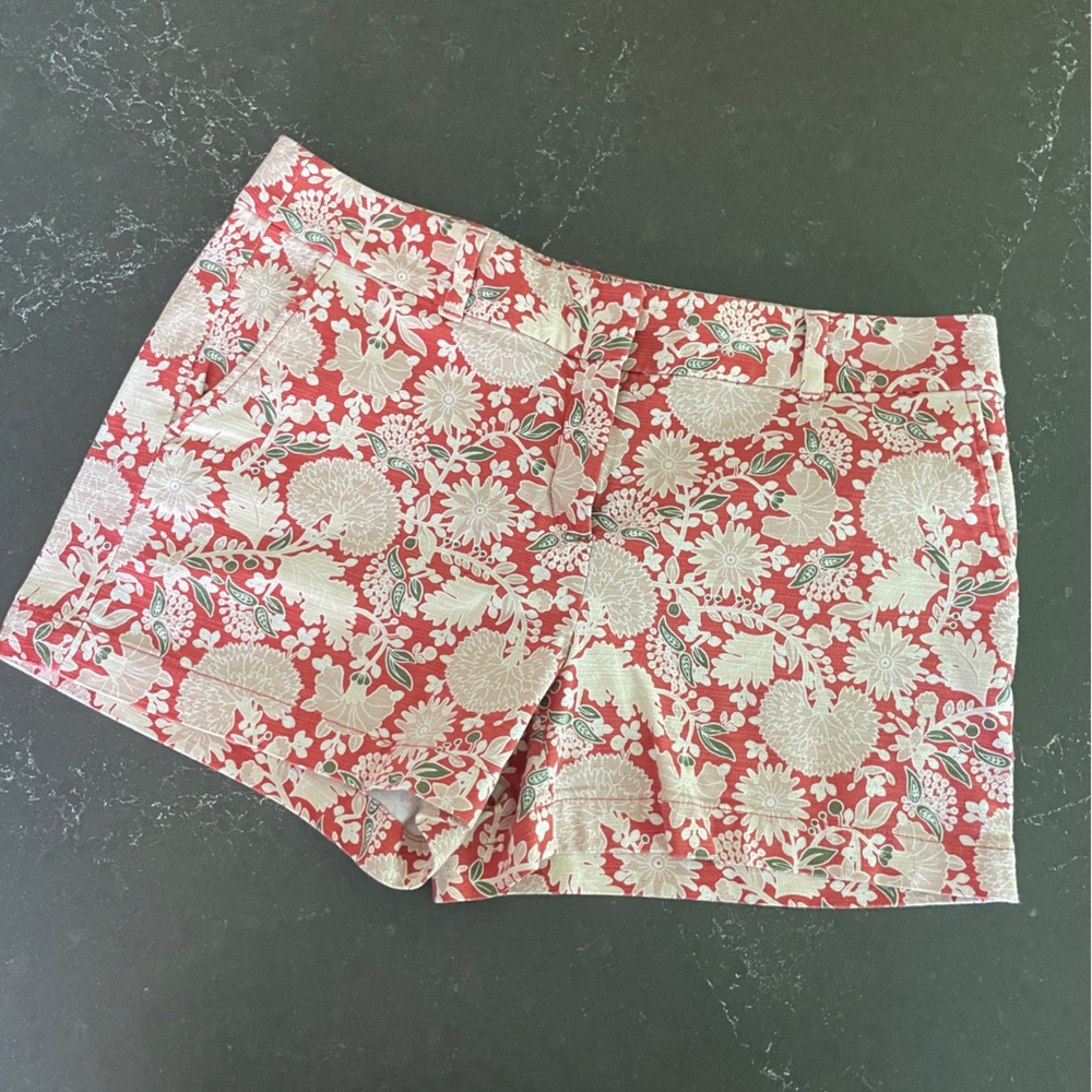 LOFT 4” Floral Print Shorts
